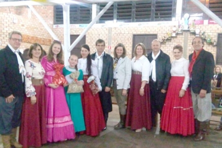 Prefeito participa com Salvadorenses de evento em Guarani das Missões