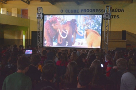 Projeto ‘Cinema na Comunidade’ é realizado em Salvador das Missões