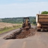 PREFEITURA MUNICIPAL POR MEIO DA SECRETARIA DE OBRAS REALIZA MELHORIAS NO ACESSO A VILA SANTA CATARINA